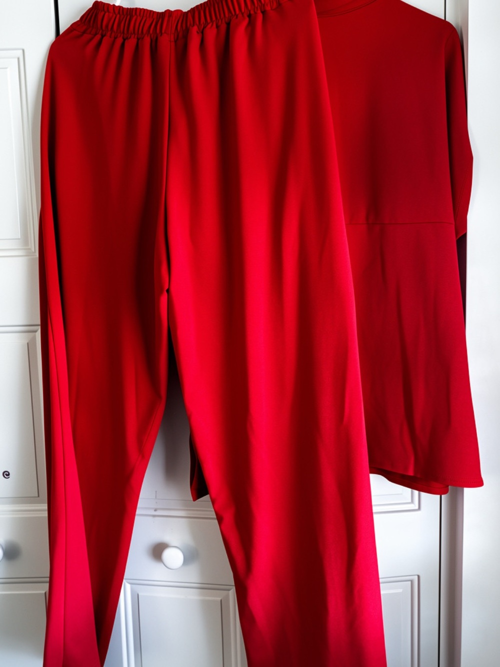 Red Two-Piece Relaxed Button-Up Set - Picture 4 of 7